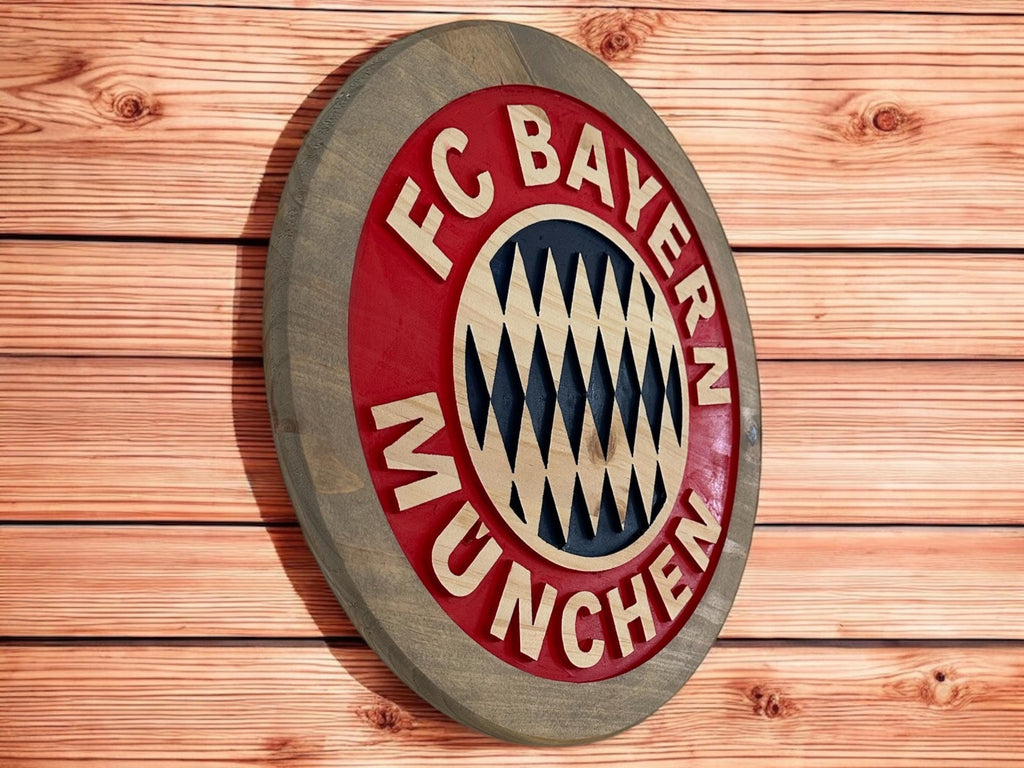 FC Bayern München Wooden Sign: Handcrafted Bundesliga Wall Art