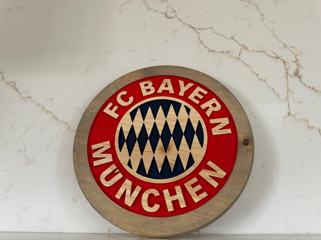FC Bayern München Wooden Sign: Handcrafted Bundesliga Wall Art