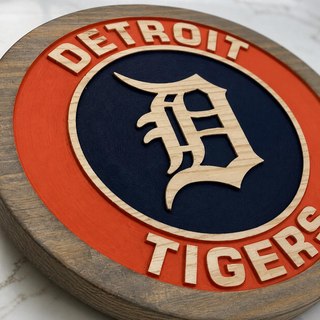 Detroit Tigers Old English D carved wood sign – photo 6